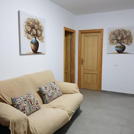 Apartamento Privado En Una Zona Tranquila Y Proxima Al Aeropuerto Tf Norte Y A La Ciudad De San Cristobal De La Laguna . Eksteriør bilde